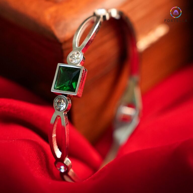 Emerald Essence Bracelet