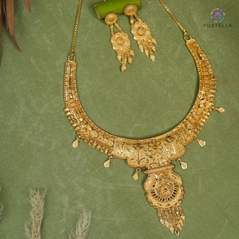 Zarqaa Noor Necklace Set