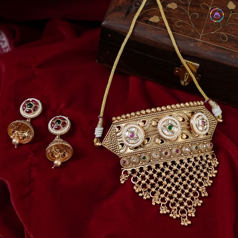 Thar Pratima Necklace Set