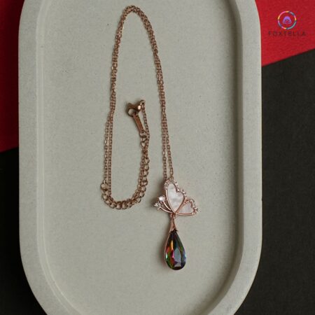 Vibrant Flutter Pendant