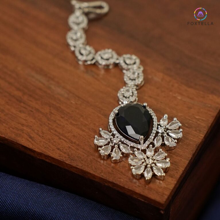 Indigo Shimmer Tikka